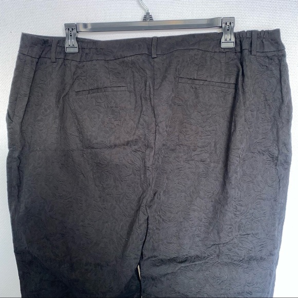 Talbots 100% Cotton Black Floral Cropped Trouser Pants | Talbots Dress Pants - Picture 8 of 14